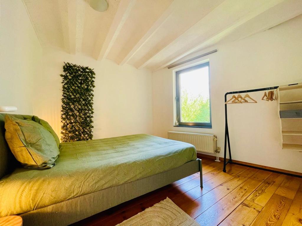 Down Town Oasis-spacious Loft With Private Parking Appartement *